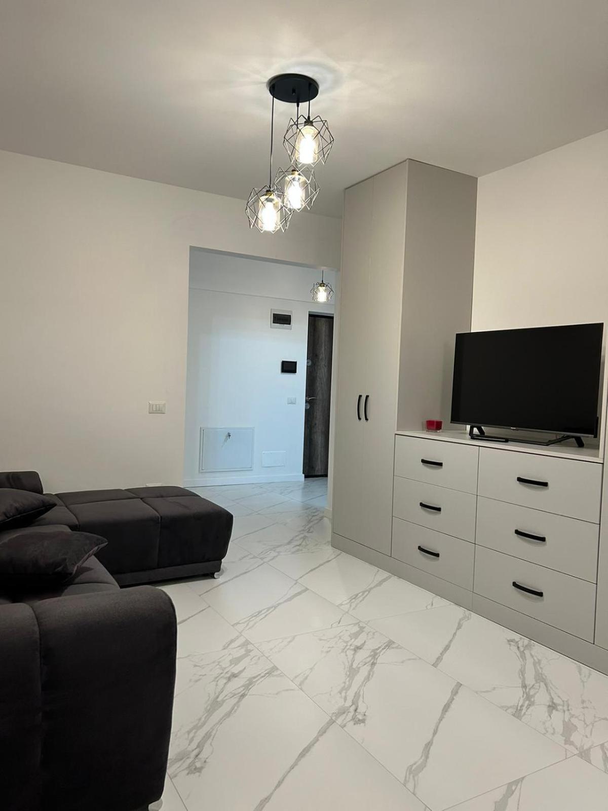 Exclusive Ultracentral Apartments And Studios #Enescu#Universitatii#苏恰瓦 外观 照片