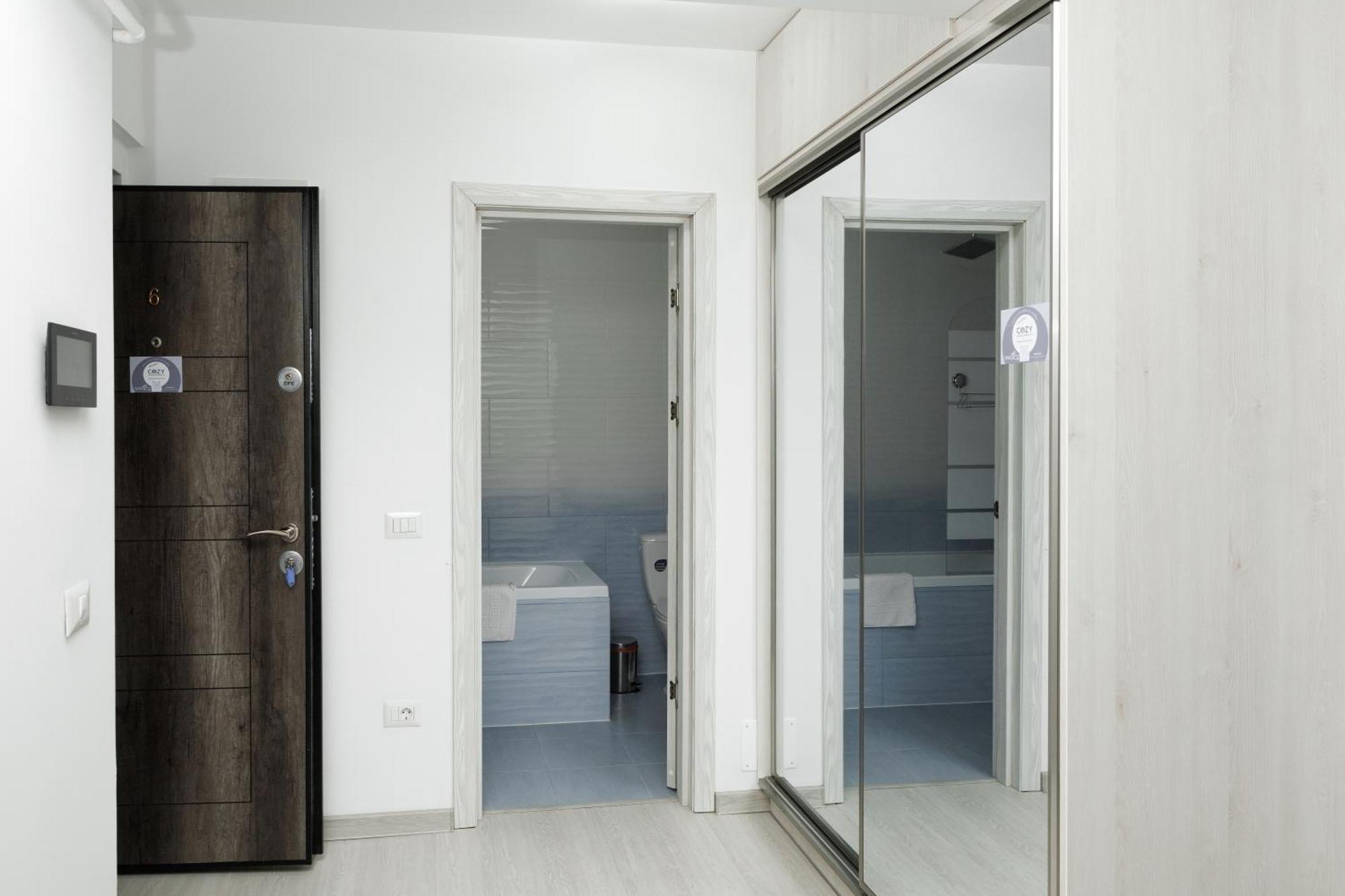 Exclusive Ultracentral Apartments And Studios #Enescu#Universitatii#苏恰瓦 外观 照片