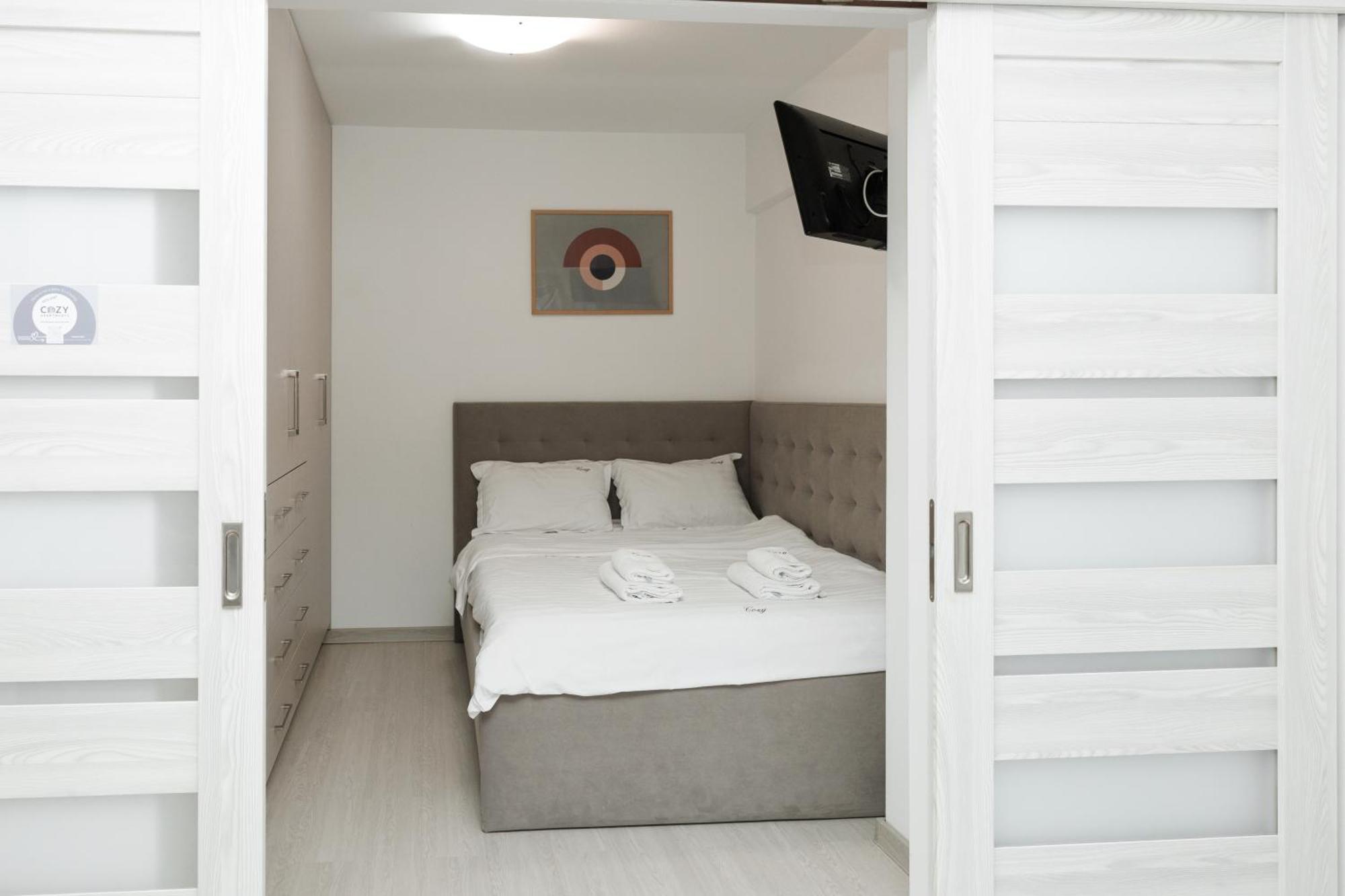 Exclusive Ultracentral Apartments And Studios #Enescu#Universitatii#苏恰瓦 外观 照片